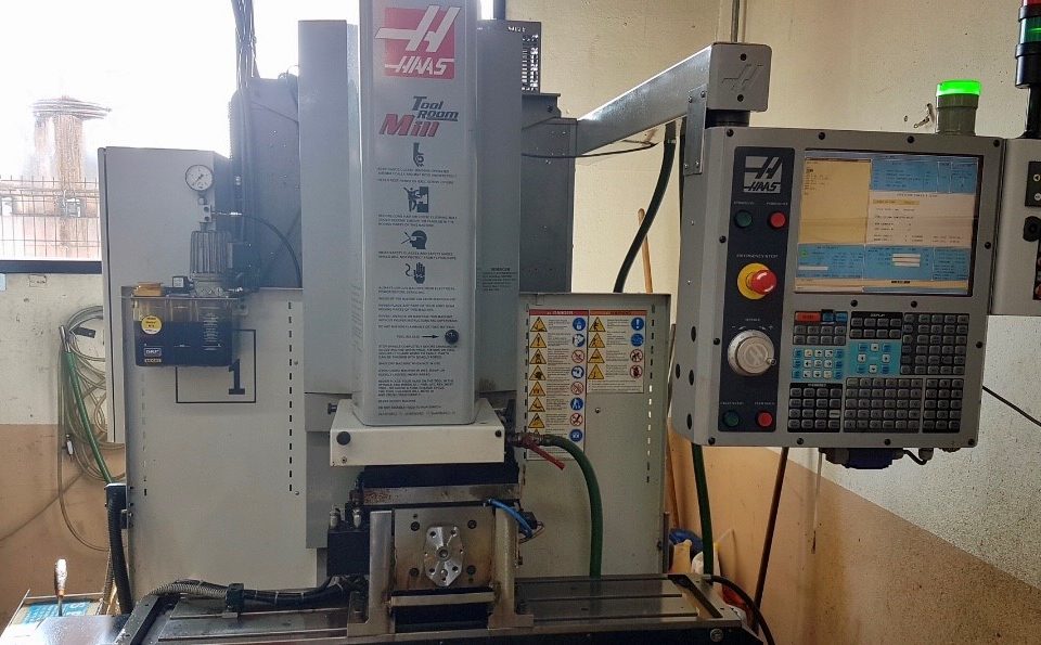 Machine outil fraiseuse numérique de marque Hass
