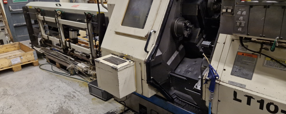 Tour cnc OKUMA LT 10-M