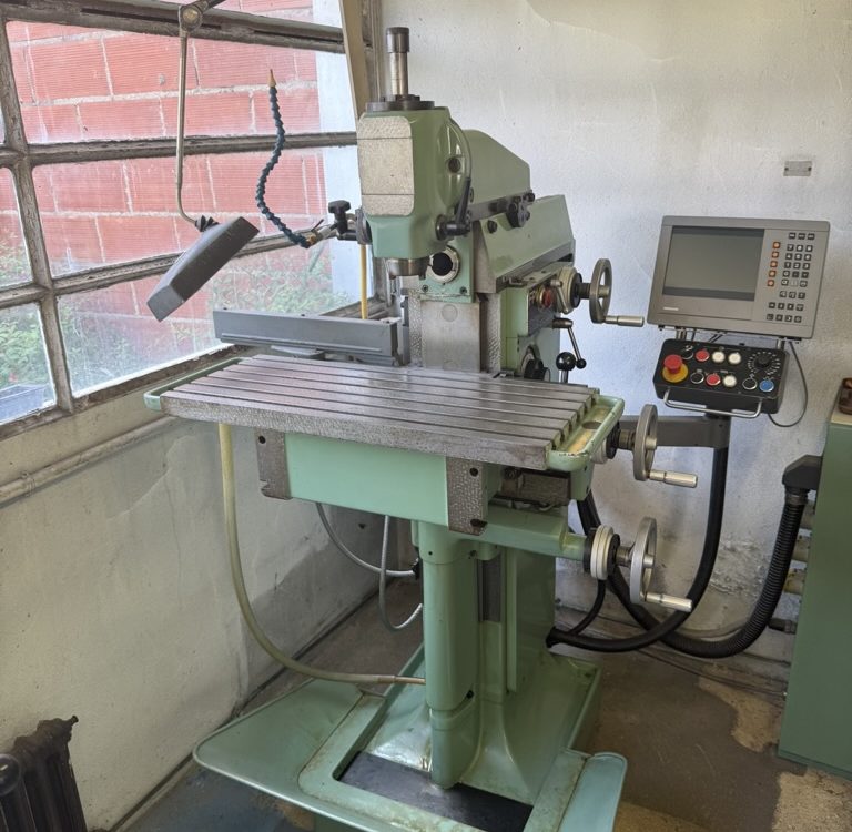 Fraiseuse Deckel FP1 Fraiseuse conventionnelle ·