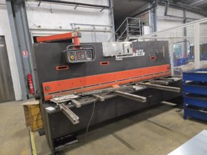 Cisaille Guillotine : Amada GPX 