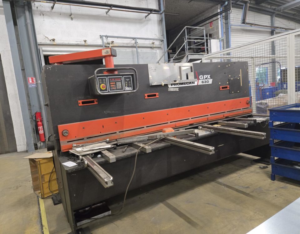 Cisaille Guillotine : Amada GPX